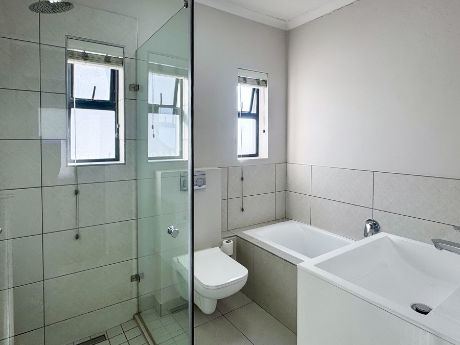 To Let 3 Bedroom Property for Rent in Wellington Central Western Cape